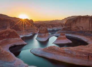 Sunrise at Lake Powell. Photo: Adobe Stock