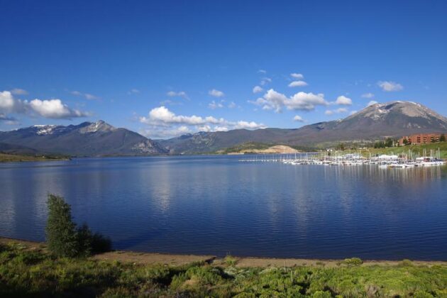 the-delicate-dance-of-dillon-reservoir-during-spring-runoff