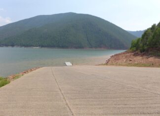 Ruedi Reservoir photo