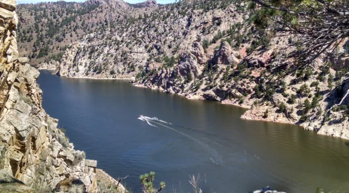 Critics oppose Wyoming hydroelectric project, pointing to climate-driven drought crisis