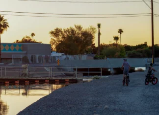 Forget Western water war: local managers choose partnership