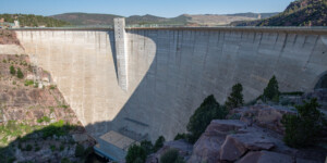 Flaming Gorge Reservoir stores water from the Green River in Wyoming, and is shared by Wyoming and Utah. The Green River leaves the dam at Dutch John, UT and joins the Colorado River south in Canyonlands NP.