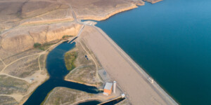 The Fontenelle Reservoir stores water from the Green River in southwestern Wyoming, above the Flaming Gorge reservoir.