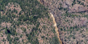 Aerial view of the Animas River and the San Juan Mountains in southwest Colorado. Photo taken on May 26, 2023. Thanks to lighthawk.org for the aerial support. ©Mitch Tobin Usage rights are granted for editorial and nonprofit purposes only. No commercial or re-sale rights are granted without permission of the photographer. https://waterdesk.org/multimedia/license/